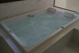 Banheira Dupla  Slim Comfort Pretty Jet